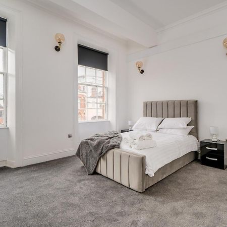 Town House Apartments Вэйкфильд Номер фото