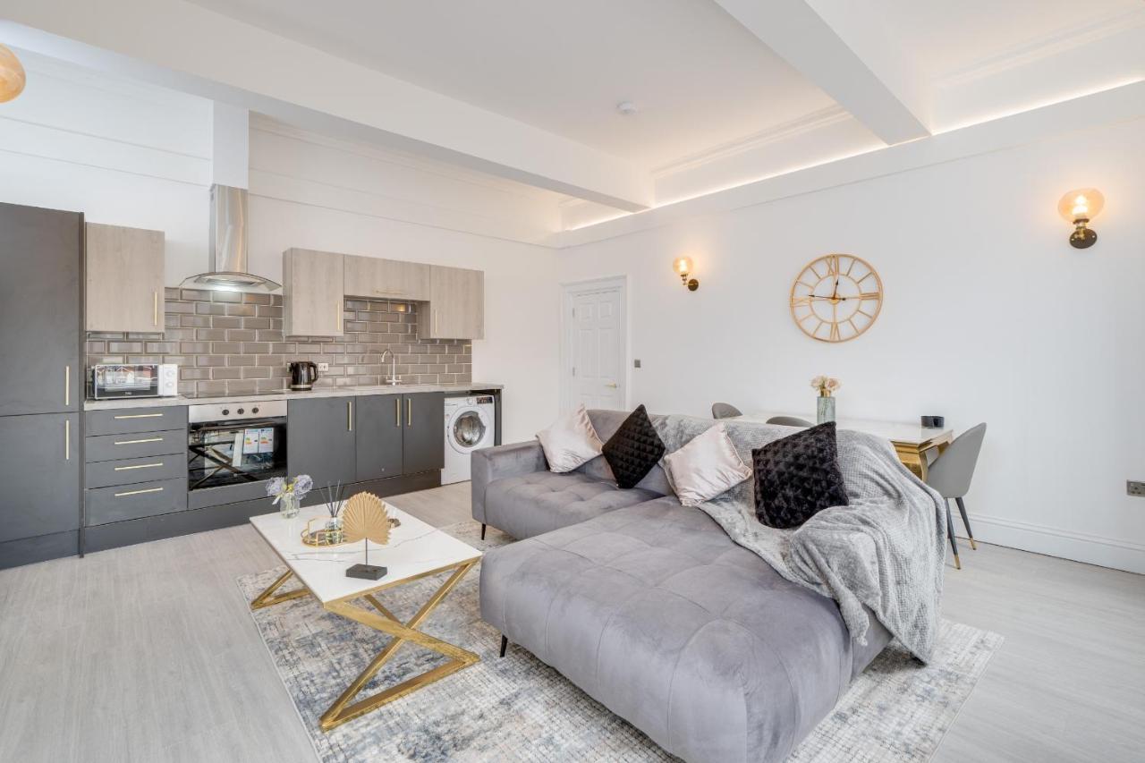 Town House Apartments Вэйкфильд Экстерьер фото